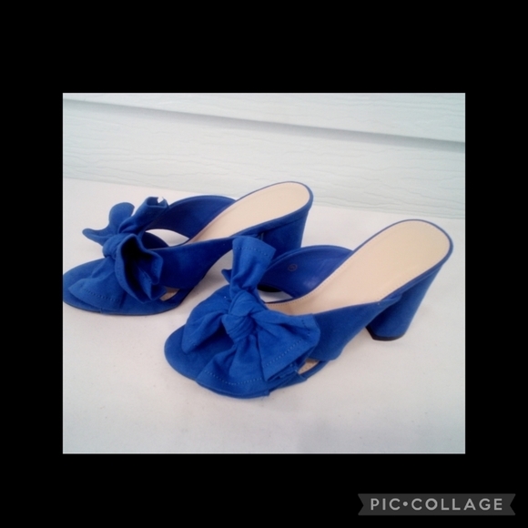 Royal blue bow sandals - Picture 1 of 4